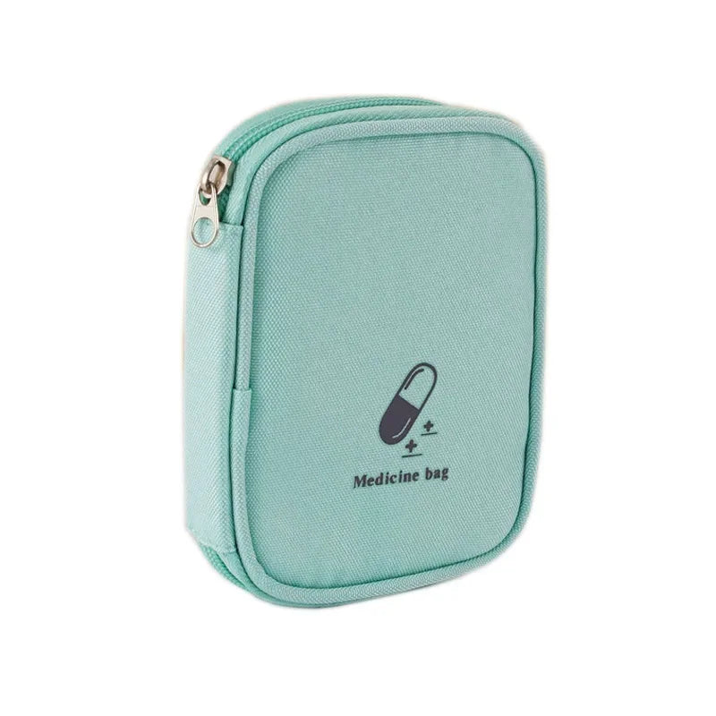 First Aid Emergency Kit Carry Bag Portable Small Carrying Treatment Packs Outdoor First Aid Kit Safety & Survival Travel Packing